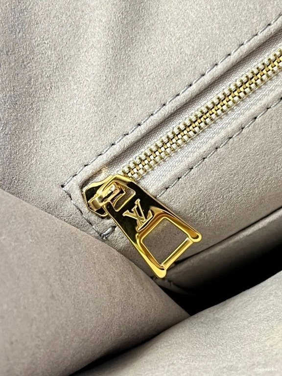 VUITTON LOUIS MM ONTHEGO 0727
